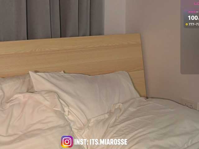 MiaRosee live cam on BongaCams