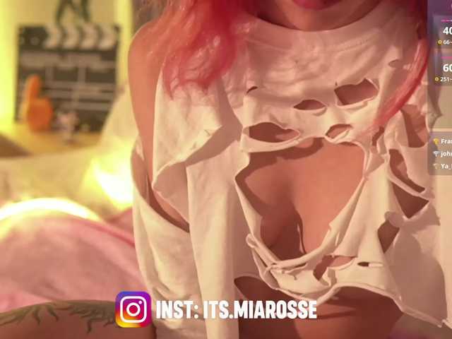 MiaRosee live cam on BongaCams
