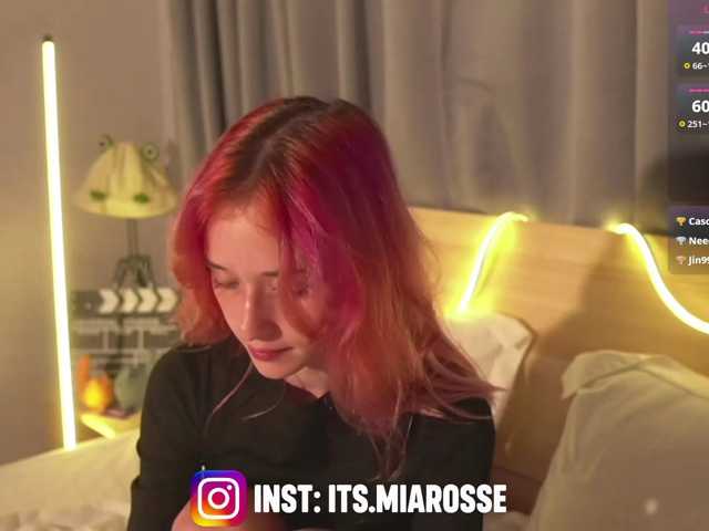 MiaRosee live cam on BongaCams