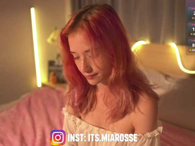 MiaRosee live cam on BongaCams