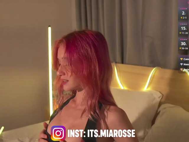 MiaRosee live cam on BongaCams