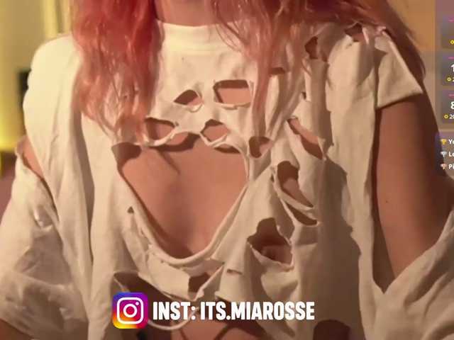MiaRosee live cam on BongaCams