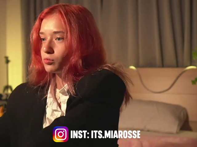 MiaRosee live cam on BongaCams