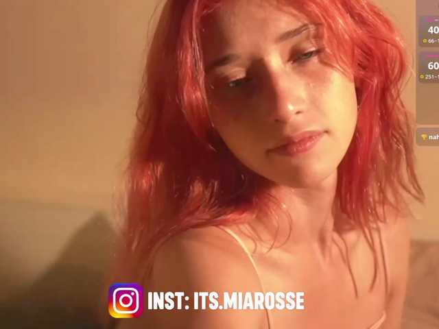 MiaRosee live cam on BongaCams