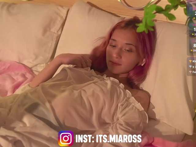 MiaRosee live cam on BongaCams