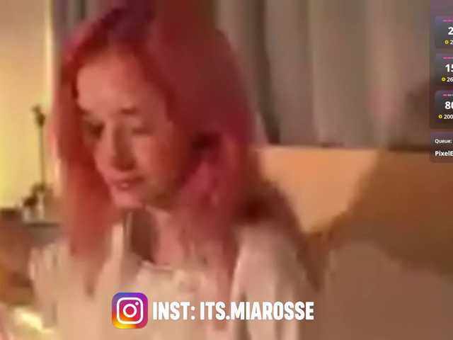 MiaRosee live cam on BongaCams
