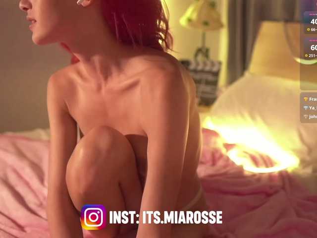 MiaRosee live cam on BongaCams
