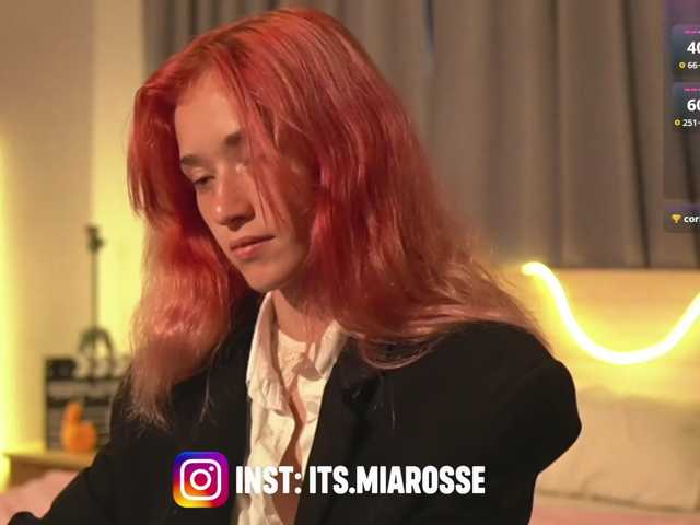 MiaRosee live cam on BongaCams