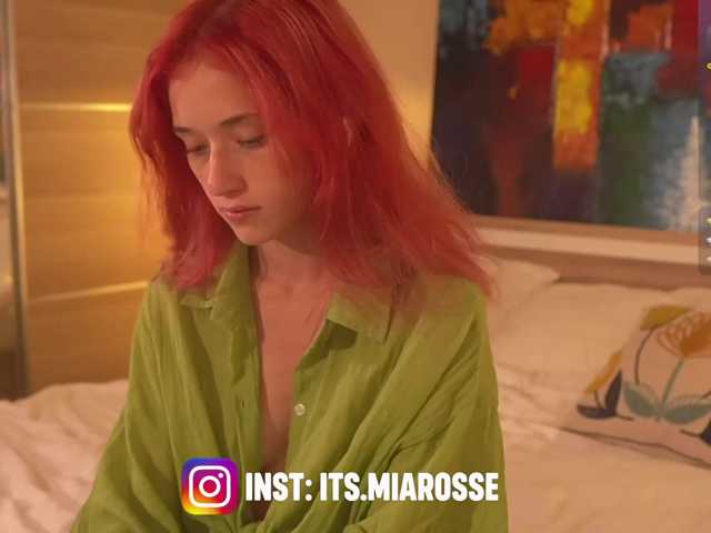 MiaRosee live cam on BongaCams