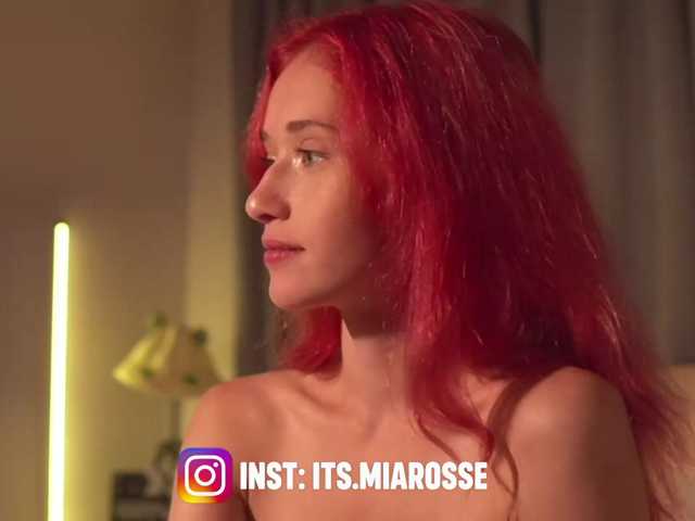 MiaRosee live cam on BongaCams