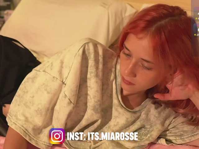 MiaRosee live cam on BongaCams