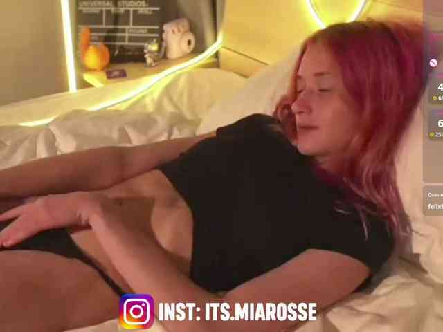 MiaRosee webcam