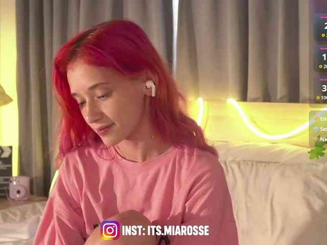MiaRosee webcam
