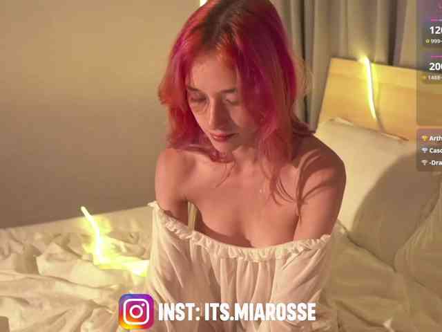 MiaRosee webcam