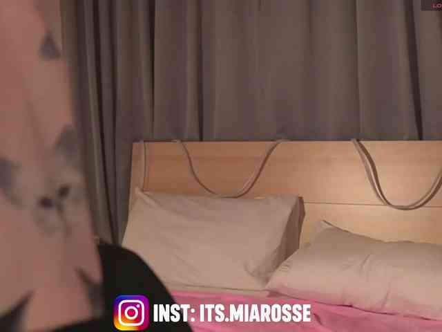 MiaRosee webcam