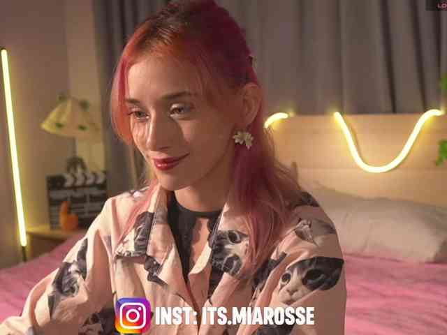MiaRosee webcam