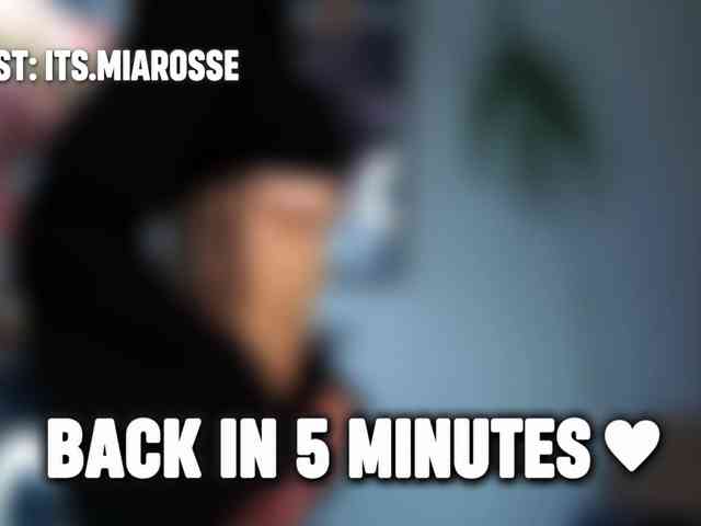 MiaRosee webcam
