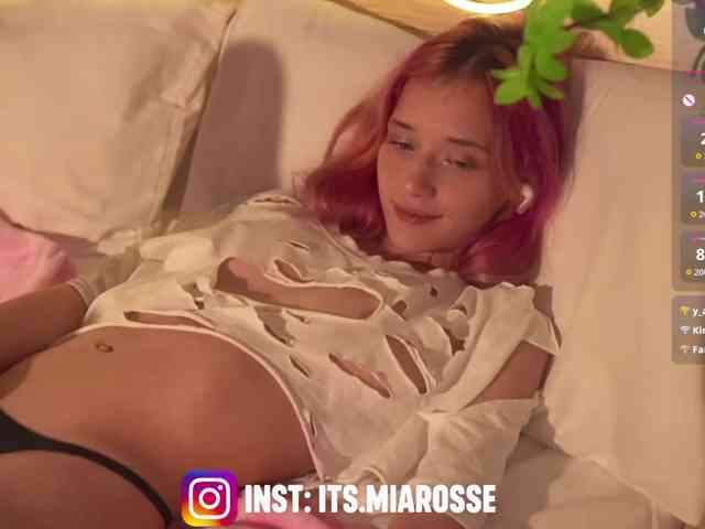 MiaRosee webcam