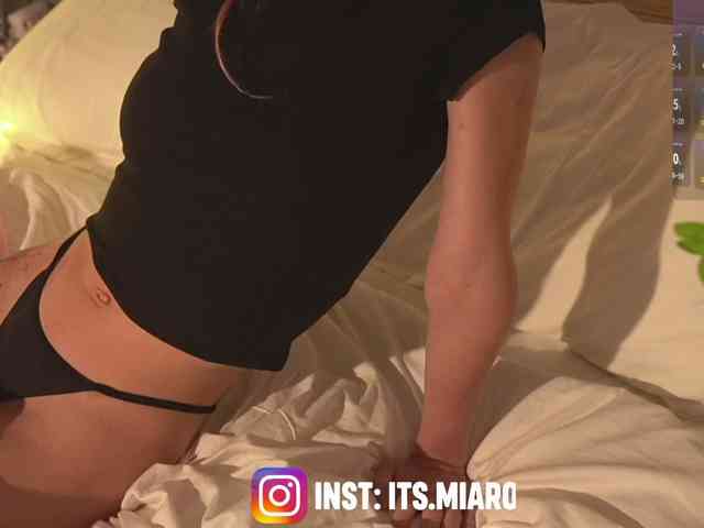 MiaRosee webcam