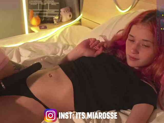 MiaRosee webcam