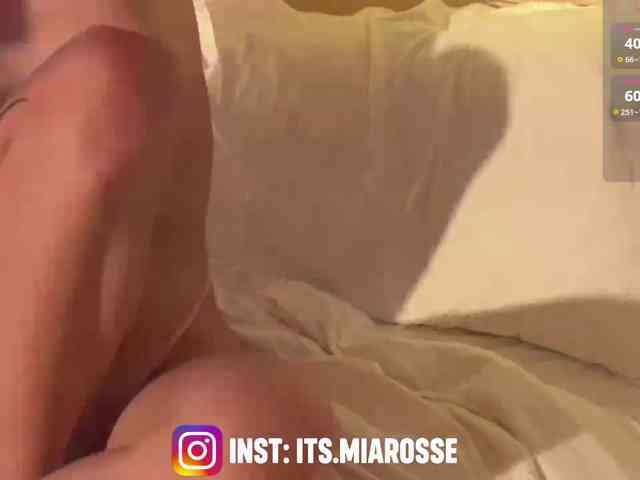MiaRosee webcam