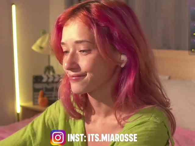 MiaRosee webcam