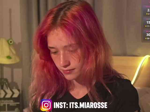 MiaRosee webcam