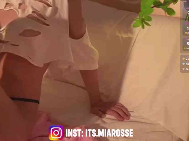 MiaRosee webcam