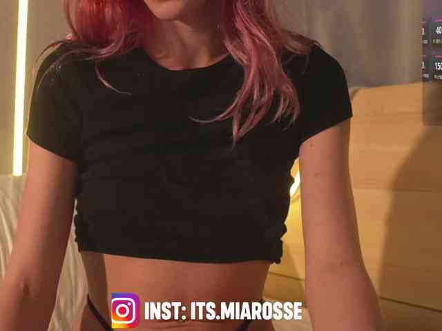 MiaRosee webcam