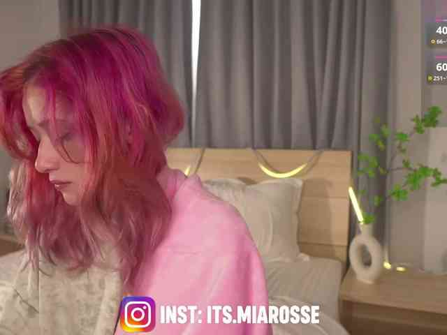 MiaRosee webcam