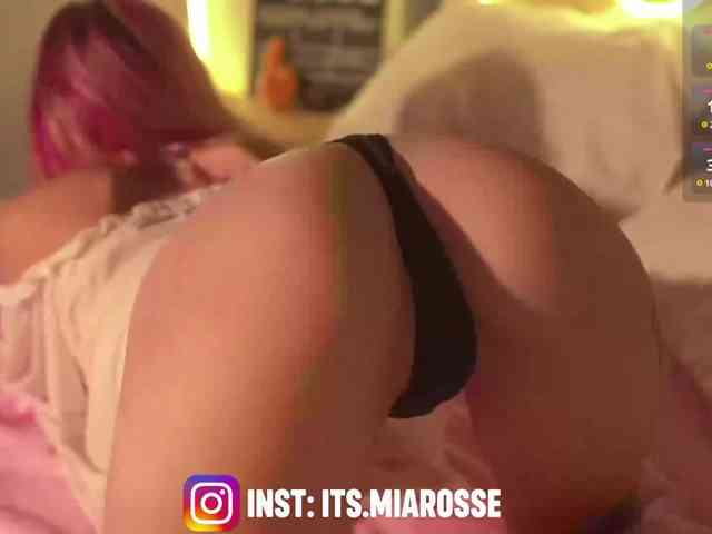 MiaRosee webcam