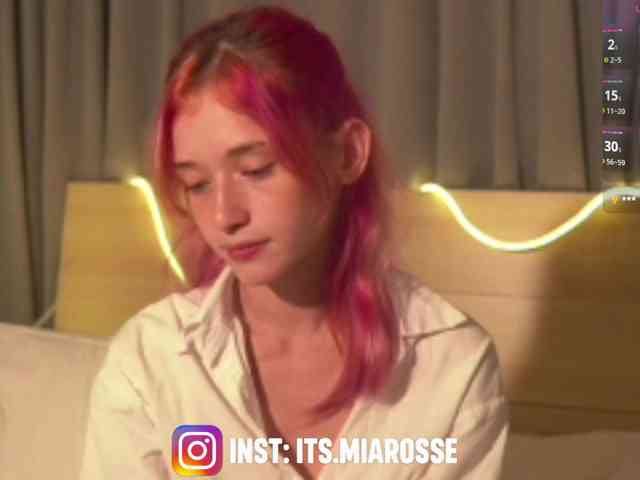 MiaRosee webcam