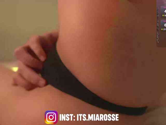 MiaRosee webcam