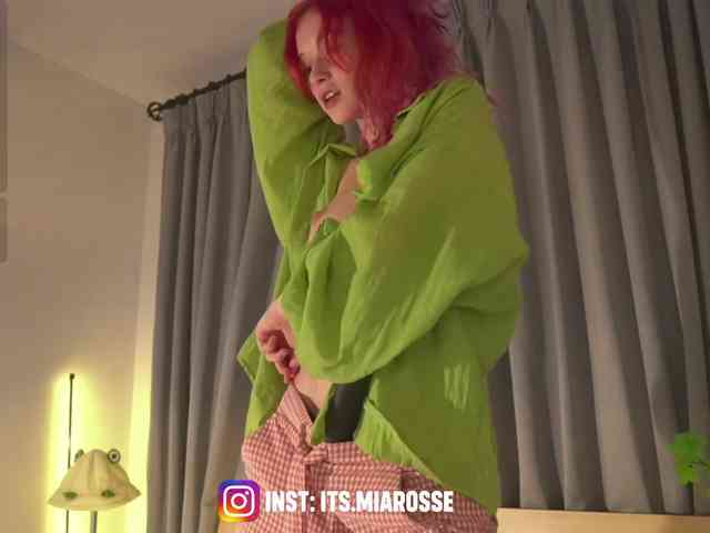 MiaRosee webcam