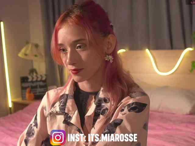 MiaRosee webcam