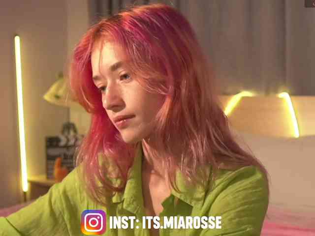 MiaRosee webcam