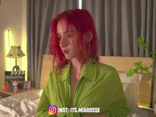 MiaRosee webcam