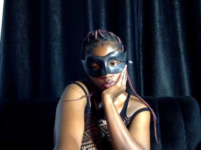 Amayaebony live cam preview