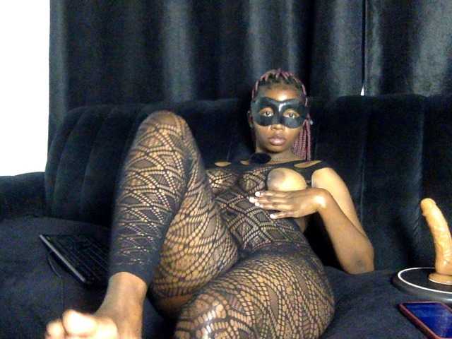 Amayaebony live cam on BongaCams