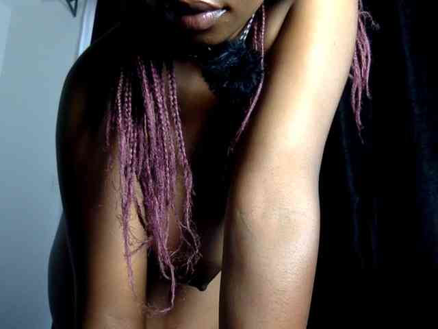 Amayaebony webcam