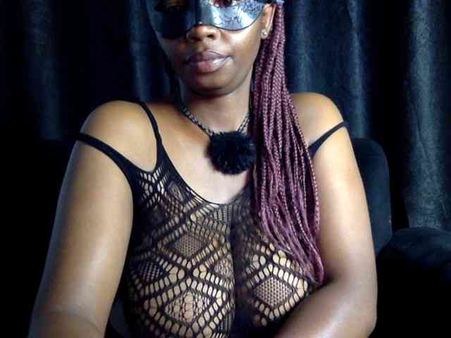 Amayaebony webcam