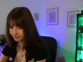 EllaYoung Porn Show