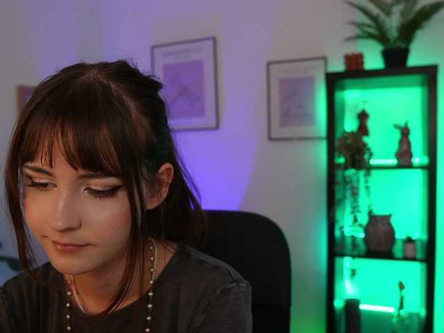EllaYoung