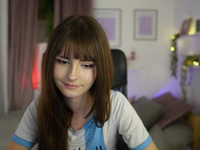 EllaYoung