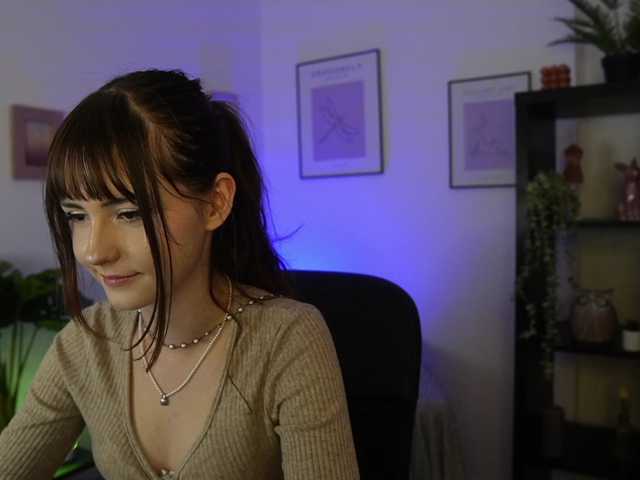 EllaYoung