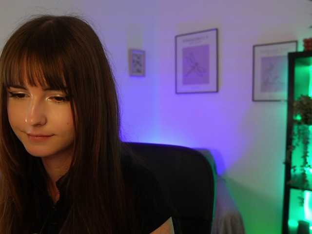 EllaYoung