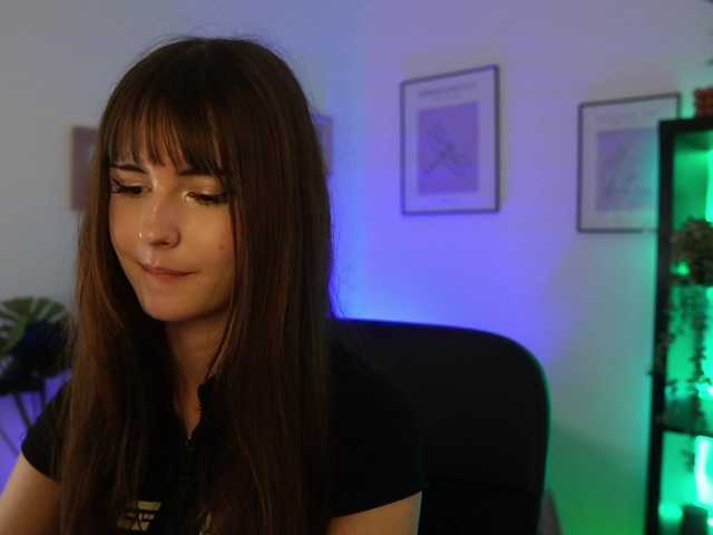 EllaYoung