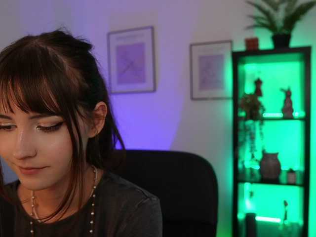 EllaYoung
