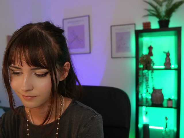 EllaYoung