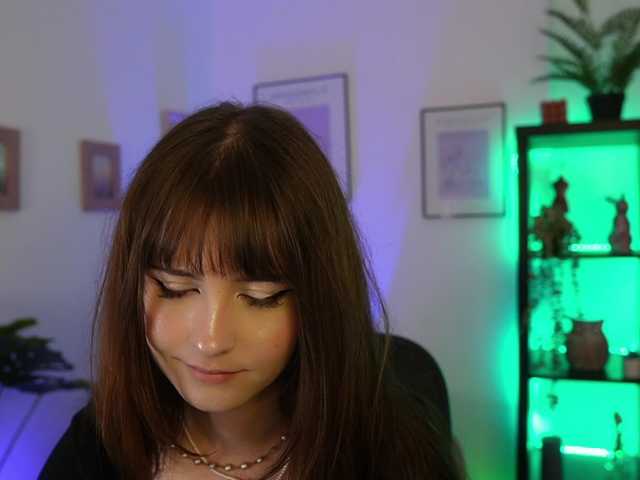 EllaYoung